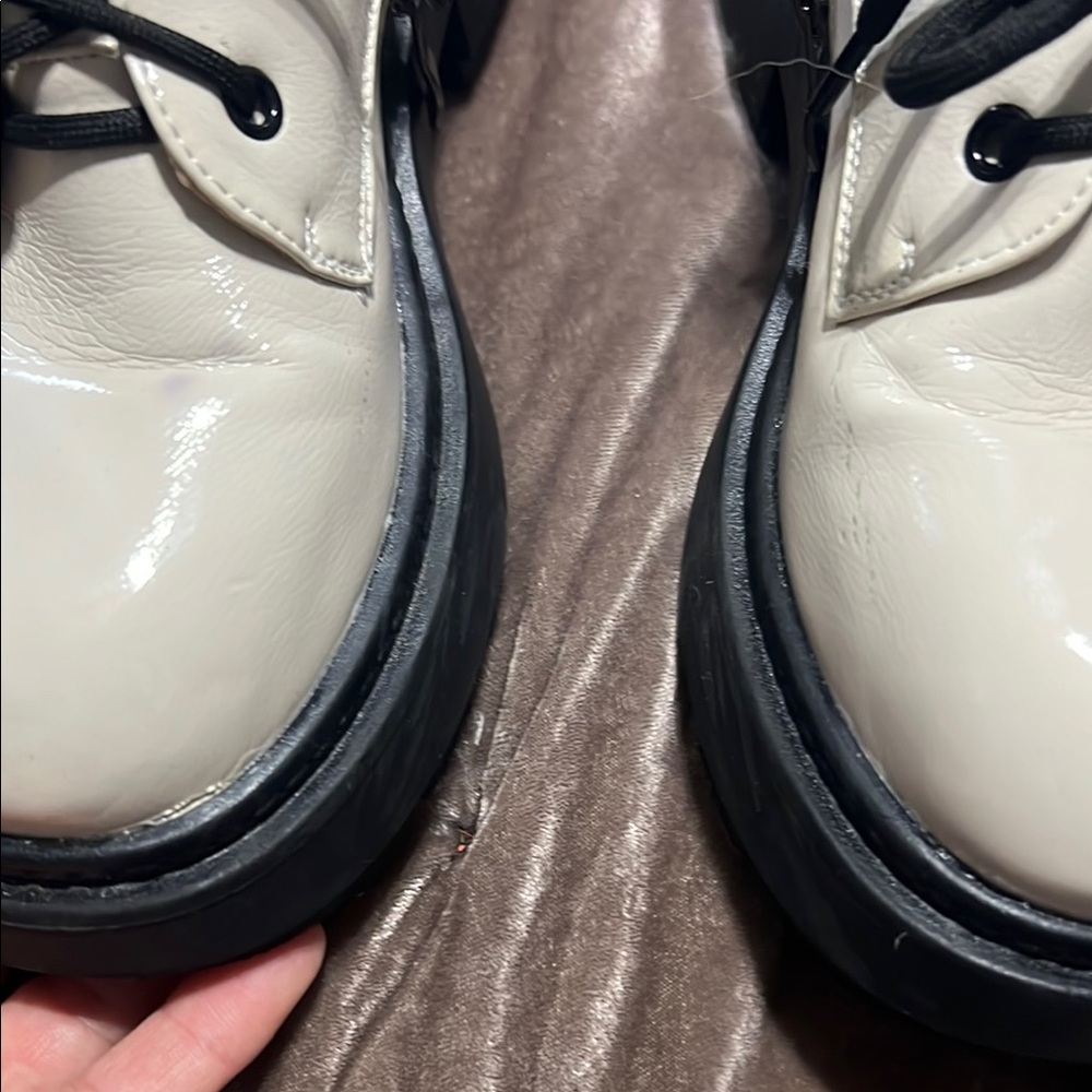 Stylish White Combat Boots with Black Accents - Picture 3 of 7
